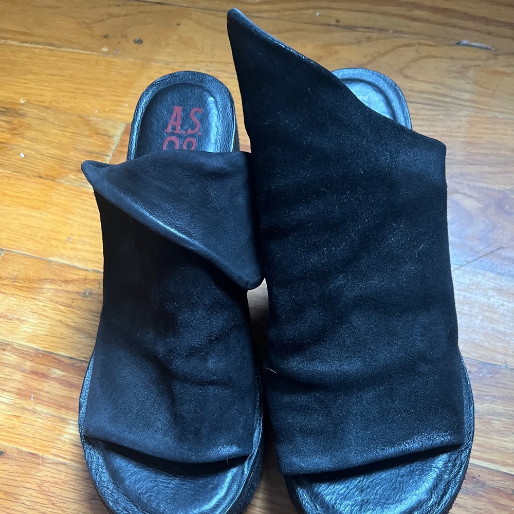 Black Women's Sandals